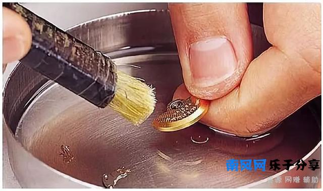 怎么样给手表洗油才靠谱？