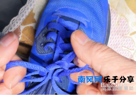 四叶草鞋带系法？步骤图慢教程！