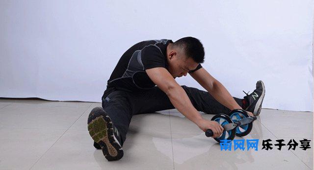 健腹轮虽好，但很多人不会用，你知道怎么用吗？
