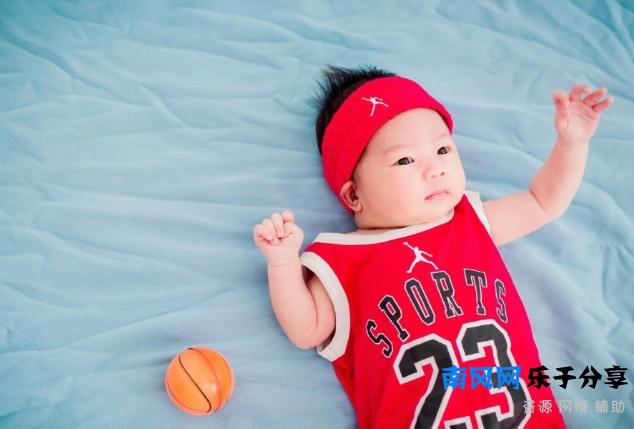 《少年包青天》芳芳公主当妈妈了 生了个胖儿子 肉嘟嘟好可爱