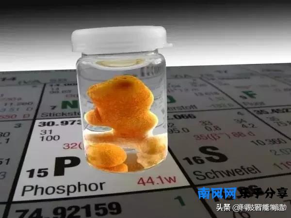 化学元素周期表顺口溜来记，实在太简单，化学元素从小就要开始学