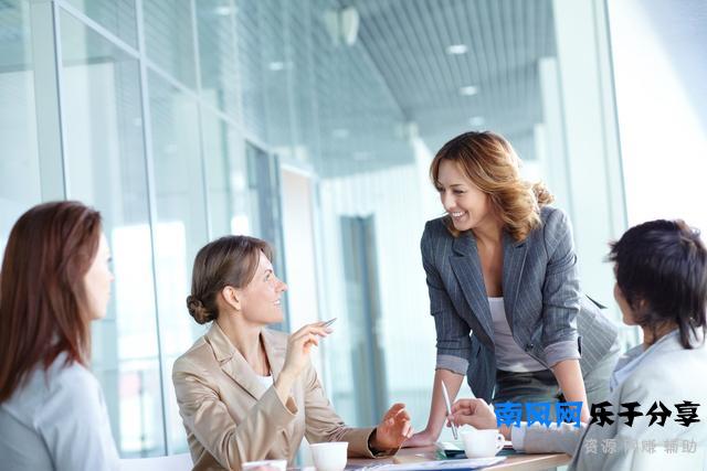 低情商员工埋头苦干，高情商员工知道这一点