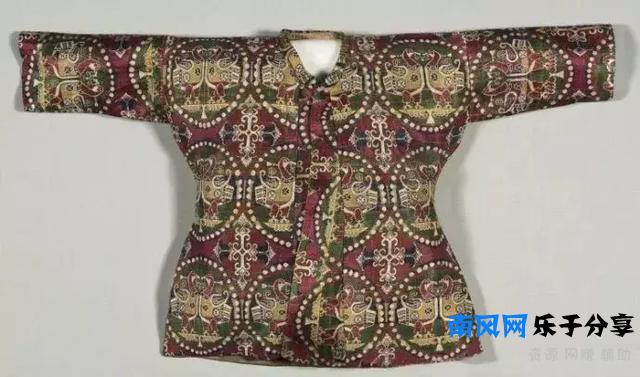 现实中的“九层妖楼”，当地人都不敢靠近，考古队只挖了2层