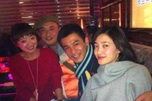 王丽坤结婚了吗？王丽坤跟谁领证