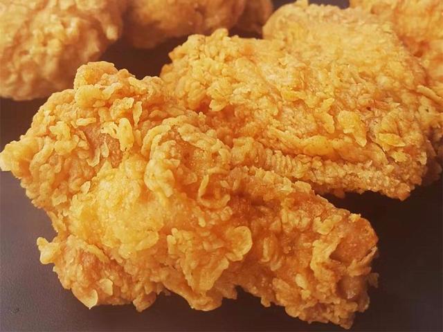 最简单的炸鸡腿方法（家常炸鸡最简单做法）