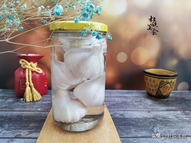 甜蒜的腌制方法(腌甜蒜的制作方法窍门)