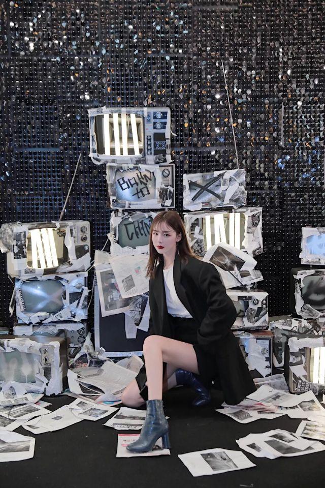 钱夫人雪梨是谁的老婆（钱夫人和雪梨关系）