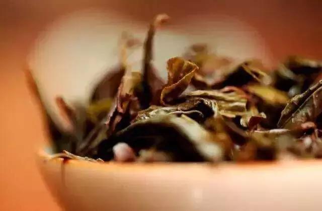 中国的十大名茶分别是什么(教你鉴别和冲泡)