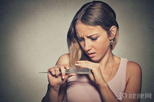 白头发会越拔越多吗(三个部位长白发最危险)