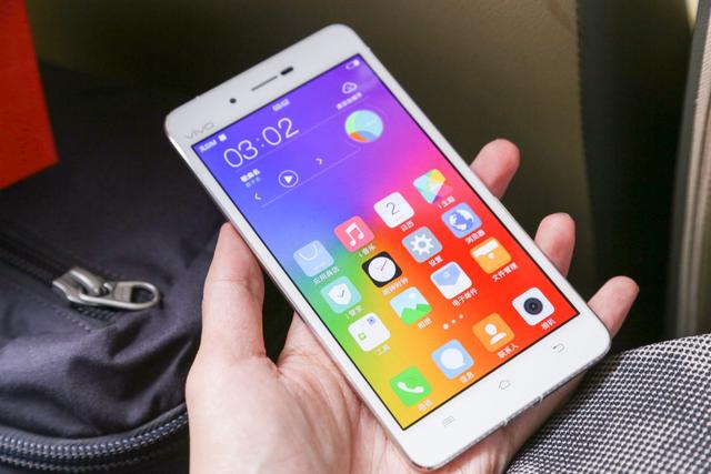 世界上最薄的手机是哪款？现在最薄的手机是哪款