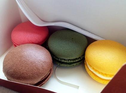 马卡龙多少钱一盒(一个马卡龙大约多少钱)