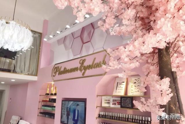 一个新手怎么开美甲店（ 2020年美甲店敢开吗）