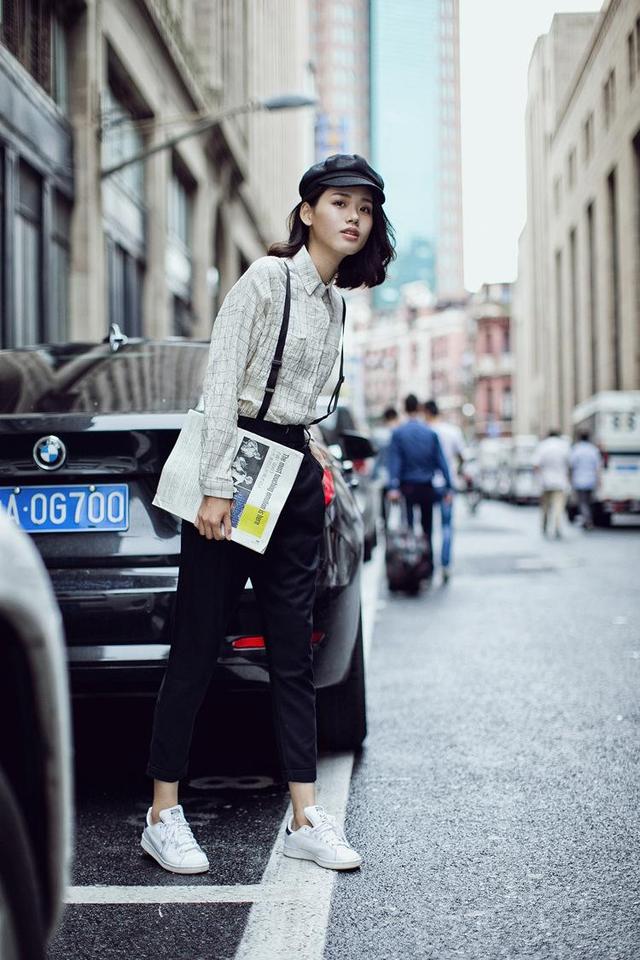 哈伦裤搭配图片（高腰哈伦裤配什么上衣）