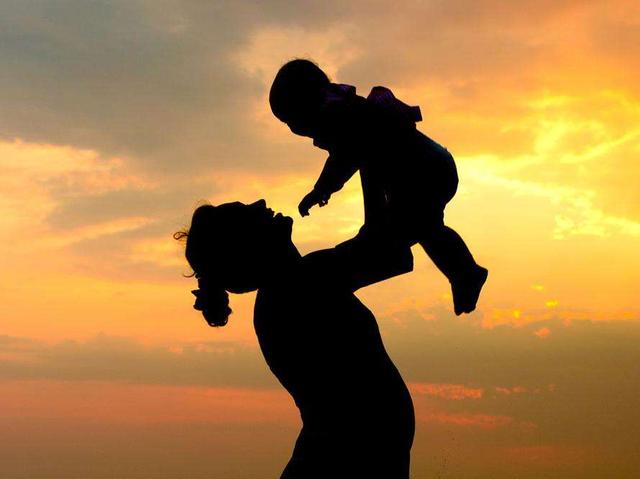 红痣是什么原因（红痣和血痣的区别）