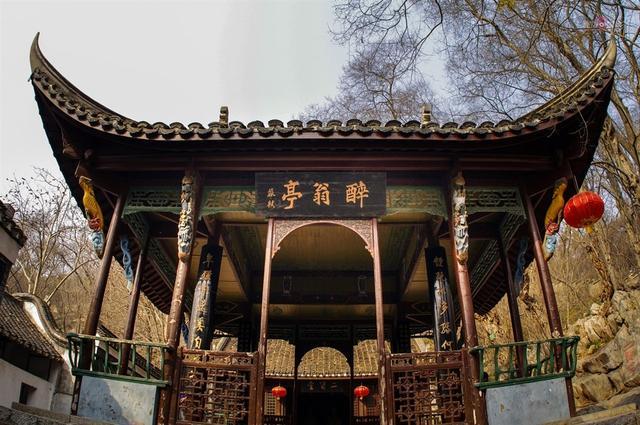 中国四大名楼是哪四个?分别在哪?