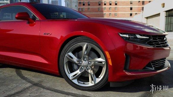 雪弗兰大黄蜂跑车报价（大黄蜂跑车多少钱一台）