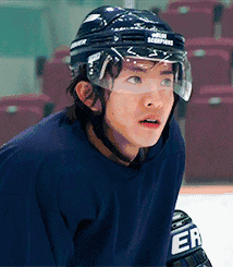 他穿啥就火啥，连陈浩南发型都学他！木村拓哉才是潮牌带货大神