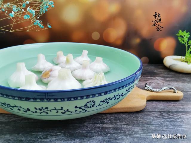 甜蒜的腌制方法(腌甜蒜的制作方法窍门)