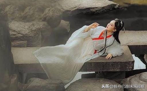 伊人在水一方啥意思(男人所谓伊人在水一方表达)