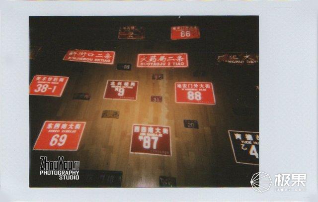 拍立得怎么用（拍立得怎么装相纸）