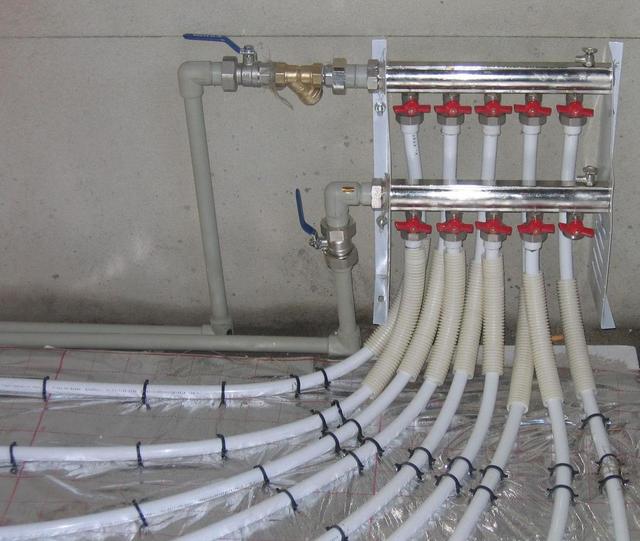 装地暖后悔死了（纠结装地暖还是暖气片）