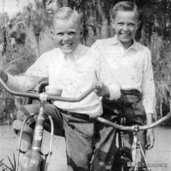 恶魔岛越狱事件 三个人活着被找到了吗？