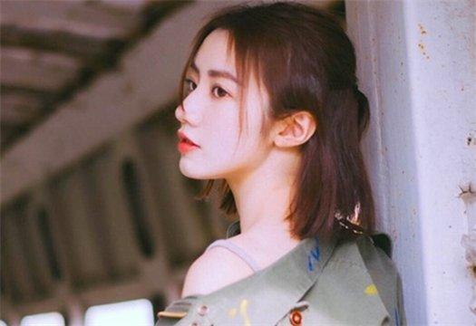 世界那么大正能量句子（简短相关优美句子）