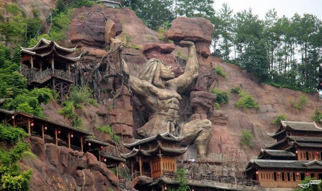 **开天地的故事（**开天地故事简介及感悟）