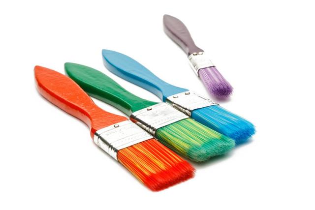 油画颜料怎么洗(笔上的油画颜料清洗方法)