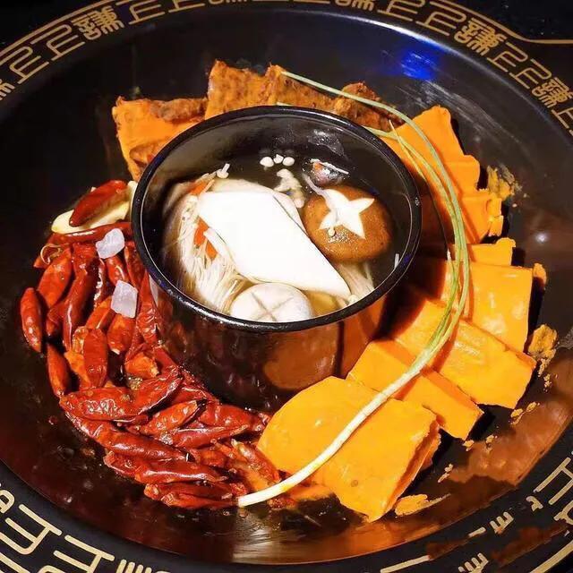 薛之谦开的火锅店在哪里（薛之谦开的火锅店叫什么）