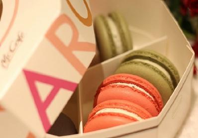 马卡龙多少钱一盒(一个马卡龙大约多少钱)