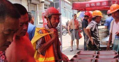 0元盒饭利润有多少（快餐路边卖盒饭年赚50万）