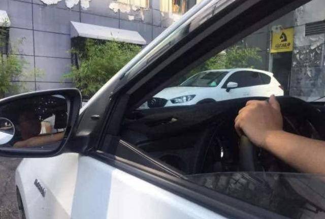 以租代购跑滴滴合算吗（交一万押金跑网约车）