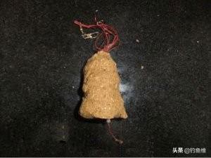 爆炸钩怎么上饵图解（爆炸钩挂蚯蚓图）