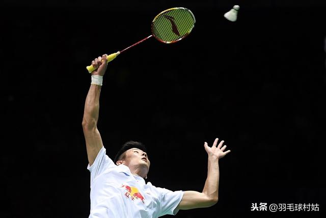 怎么选羽毛球拍（新手业余玩家要了解这些）