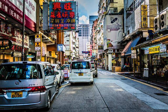 友邦保险怎么样靠谱吗？友邦保险跟平安哪个好