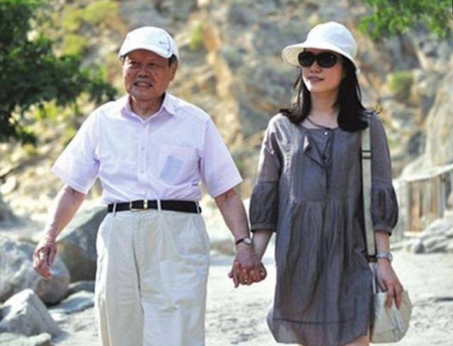 翁帆是悲剧(翁帆和扬振宁的故事)