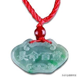 小孩长命锁一般是谁送(长命锁金的好还是银的好)