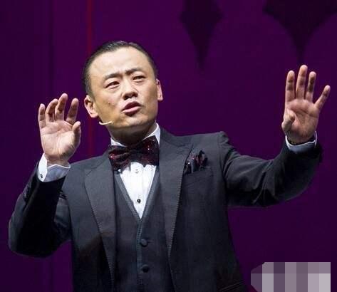 鄢军到底是谁？周立波说的某某鄢军照片！