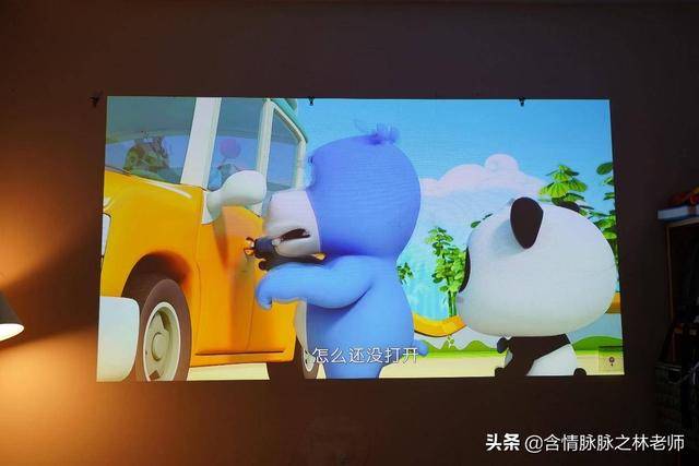 极米和坚果投影哪个好?投影仪选坚果还是极米