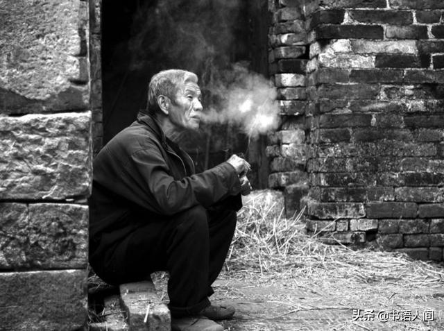 什么是 空巢老人（ 空巢老人和独居老人的区别）