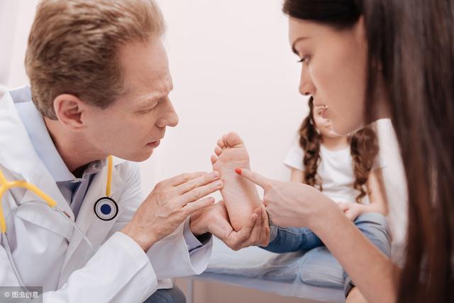 血痣和红痣的区别图片（正常红痣的图片）