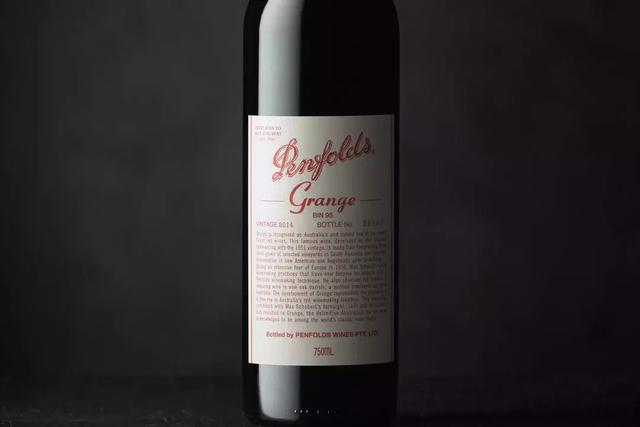 红酒瓶高度一般多高（一个红酒瓶有多少厘米）