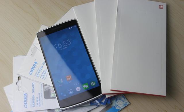 手机贴膜教程（自己贴钢化膜的技巧）