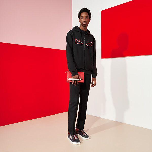 芬迪小怪兽羽绒服多少钱？芬迪羽绒服什么档次