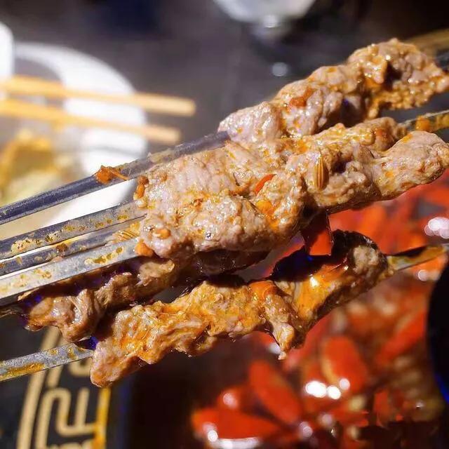 薛之谦开的火锅店在哪里（薛之谦开的火锅店叫什么）