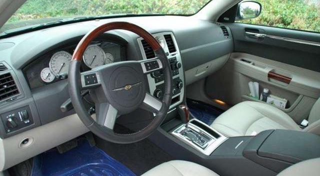 北京奔驰戴克多少钱（北京奔驰戴克是什么车）