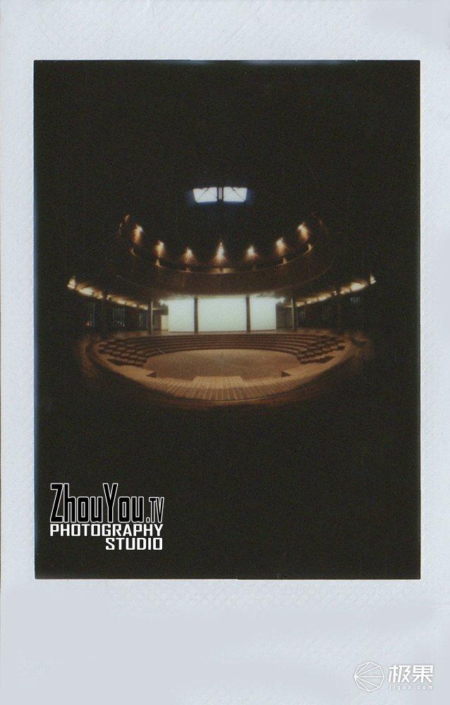 拍立得怎么用（拍立得怎么装相纸）