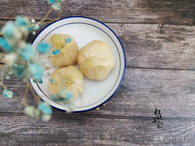 甜蒜的腌制方法(腌甜蒜的制作方法窍门)
