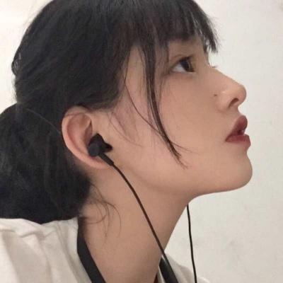 淡雅微信名两个字(女生淡雅微信名四个字)